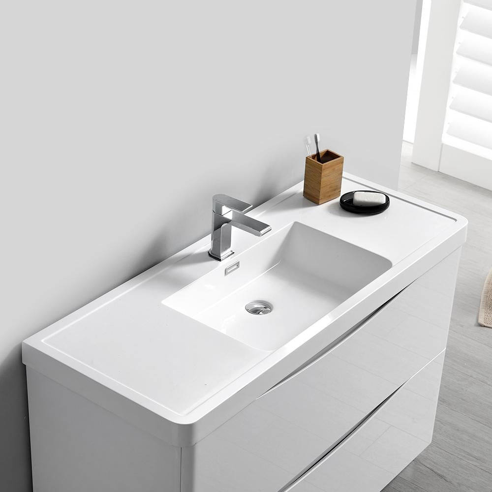 Fresca Tuscany 40" Glossy White Free Standing Modern Bathroom Vanity w/ Medicine Cabinet